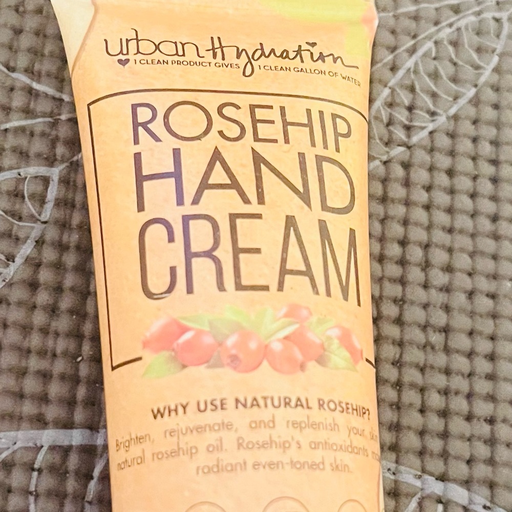 Urban Hydration Rosehip Hand Cream Moisturizing Lotion Brighten Vegan 4 Fl Oz